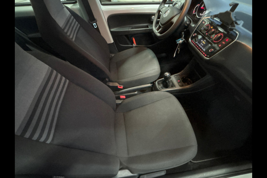 Volkswagen up! 1.0 BMT move up! NWE Model | Airco | DAB+ | 5 deurs | Elktr. pakket Volkswagen up! 1.0 BMT move up! NWE Model | Airco | DAB+ | 5 deurs | Elktr. pakket