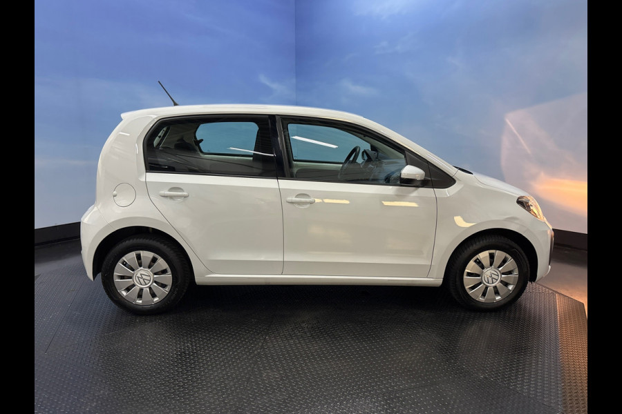 Volkswagen up! 1.0 BMT move up! NWE Model | Airco | DAB+ | 5 deurs | Elktr. pakket Volkswagen up! 1.0 BMT move up! NWE Model | Airco | DAB+ | 5 deurs | Elktr. pakket