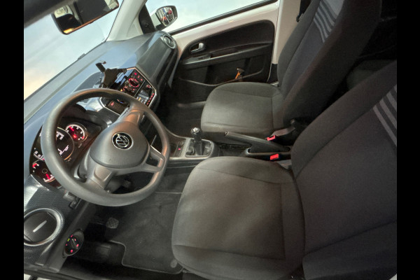 Volkswagen up! 1.0 BMT move up! NWE Model | Airco | DAB+ | 5 deurs | Elktr. pakket Volkswagen up! 1.0 BMT move up! NWE Model | Airco | DAB+ | 5 deurs | Elktr. pakket