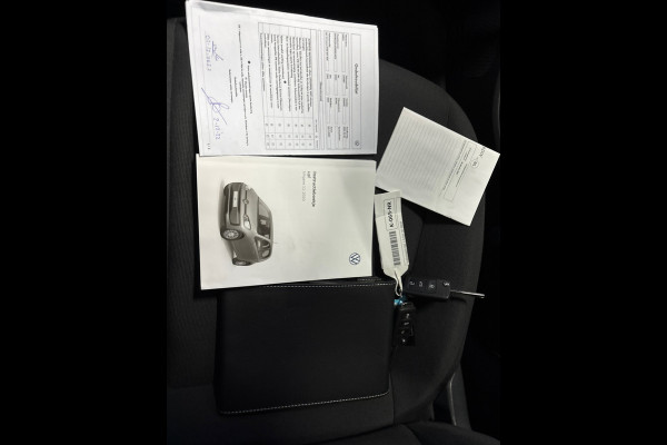 Volkswagen up! 1.0 BMT move up! NWE Model | Airco | DAB+ | 5 deurs | Elktr. pakket Volkswagen up! 1.0 BMT move up! NWE Model | Airco | DAB+ | 5 deurs | Elktr. pakket