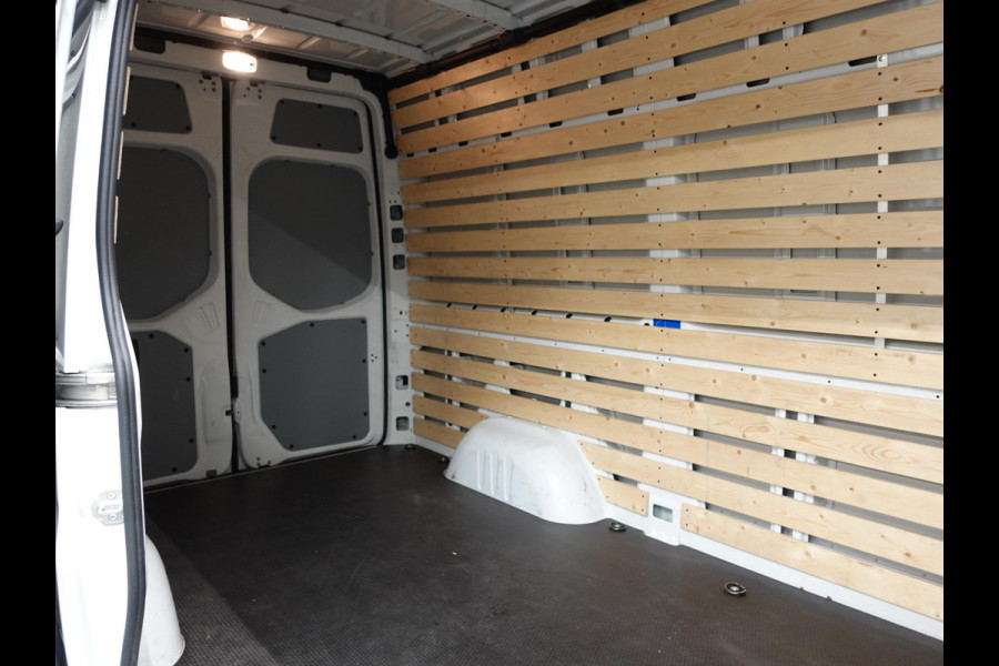 Mercedes-Benz Sprinter 315 Automaat L2H2 RWD Automaat Airco Cruise Control Side-bars Navigatiesysteem Trekhaak