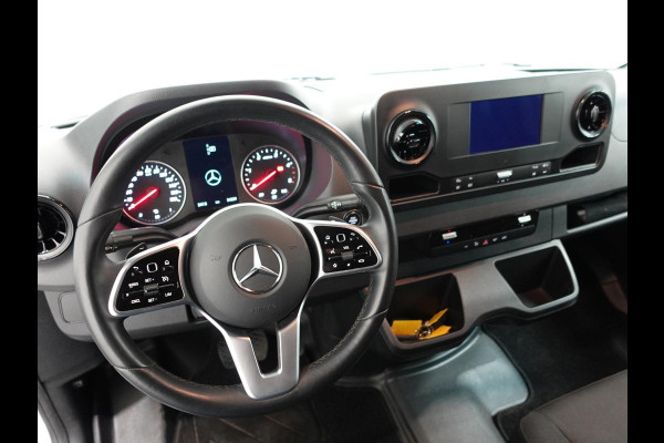 Mercedes-Benz Sprinter 315 Automaat L2H2 RWD Automaat Airco Cruise Control Side-bars Navigatiesysteem Trekhaak