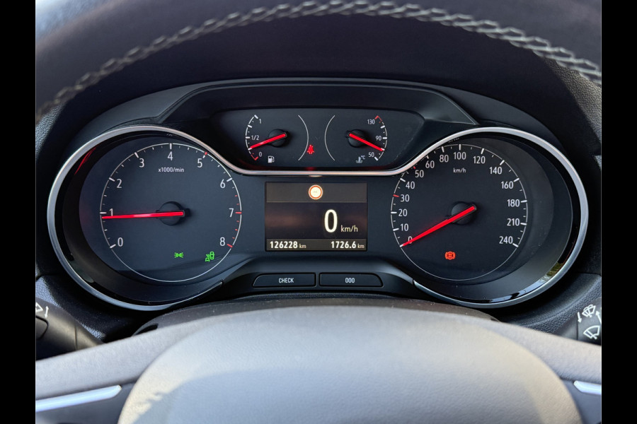 Opel Grandland X BWJ 11-2020 1.2T 131PK Bus Executive | CLIMA | NAVI | CAMERA | CARPLAY | LEDER/STOF | SPORTSTOELEN | PRIVACY GLASS