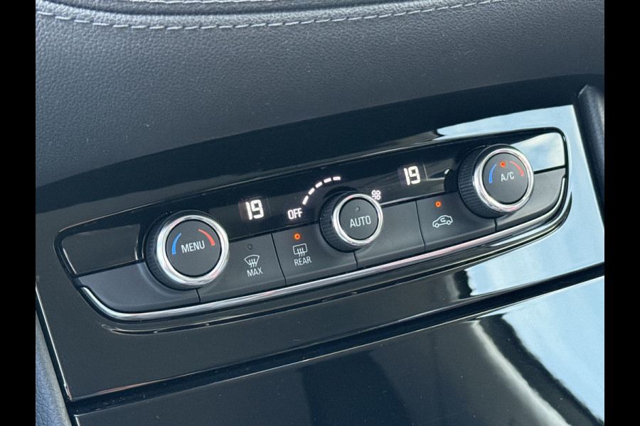 Opel Grandland X BWJ 11-2020 1.2T 131PK Bus Executive | CLIMA | NAVI | CAMERA | CARPLAY | LEDER/STOF | SPORTSTOELEN | PRIVACY GLASS
