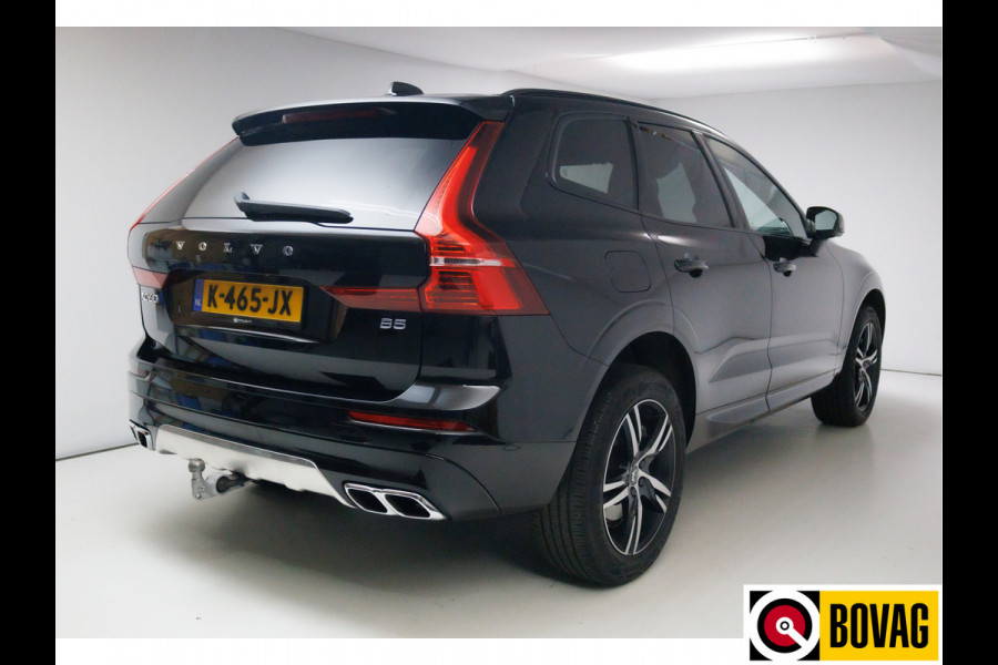 Volvo XC60 2.0 B5 R Design 251 PK | Panoramadak | Luchtvering | Leer | Elc. trekhaak | Stoel- & Stuurverw. | Voorruitverwarming, 19"LMV velgen