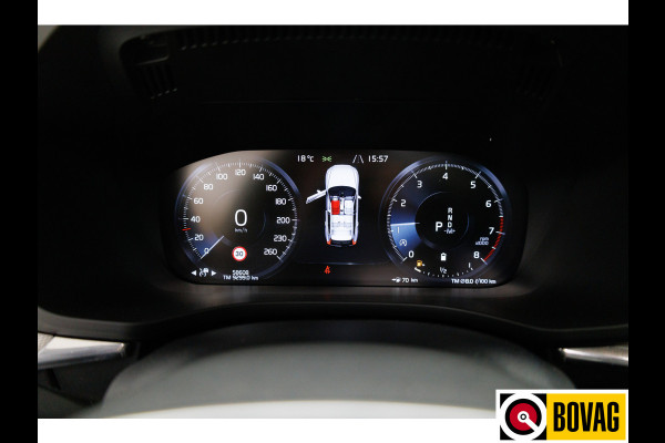 Volvo XC60 2.0 B5 R Design 251 PK | Panoramadak | Luchtvering | Leer | Elc. trekhaak | Stoel- & Stuurverw. | Voorruitverwarming, 19"LMV velgen