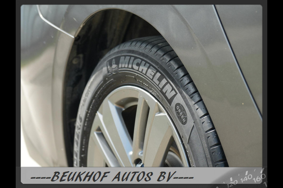 Peugeot 308 SW 1.2 Active Pack Business Carplay Navigatie Peugeot 308 SW 1.2 Active Pack Business Carplay Navigatie