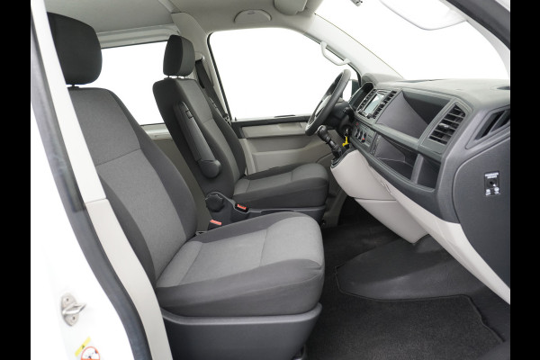 Volkswagen Transporter 2.0TDI DUBBELE CABINE L2H1 Apple Carplay Android Auto Trekhaak Airco Comfortline Betonplex Vloer Lat om Lat betimmering Euro 6 Schuifdeur Origineel Nederlandse Auto