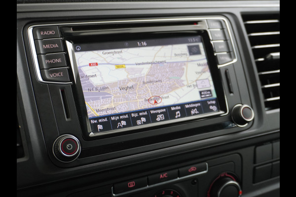 Volkswagen Transporter 2.0TDI DUBBELE CABINE L2H1 Apple Carplay Android Auto Trekhaak Airco Comfortline Betonplex Vloer Lat om Lat betimmering Euro 6 Schuifdeur Origineel Nederlandse Auto