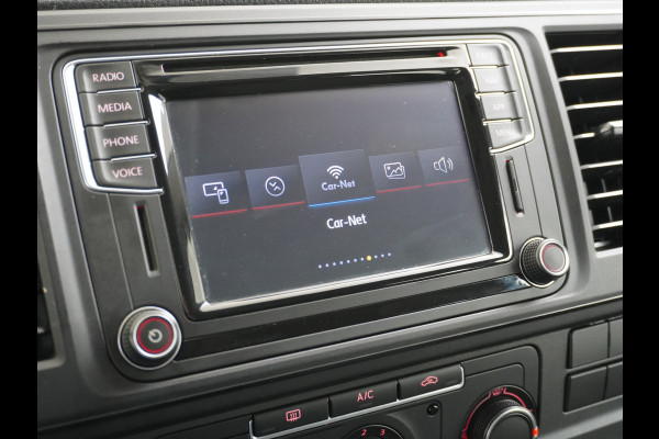 Volkswagen Transporter 2.0TDI DUBBELE CABINE L2H1 Apple Carplay Android Auto Trekhaak Airco Comfortline Betonplex Vloer Lat om Lat betimmering Euro 6 Schuifdeur Origineel Nederlandse Auto