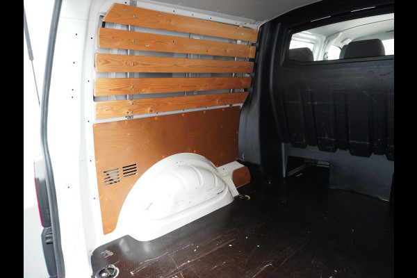 Volkswagen Transporter 2.0TDI DUBBELE CABINE L2H1 Apple Carplay Android Auto Trekhaak Airco Comfortline Betonplex Vloer Lat om Lat betimmering Euro 6 Schuifdeur Origineel Nederlandse Auto
