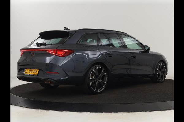 CUPRA Leon 1.4 eHybrid | 245pk | Stuurverwarming | Camera | Adaptive cruise | Navigatie | Sportstoelen | Keyless | Full LED | PHEV | Plug In