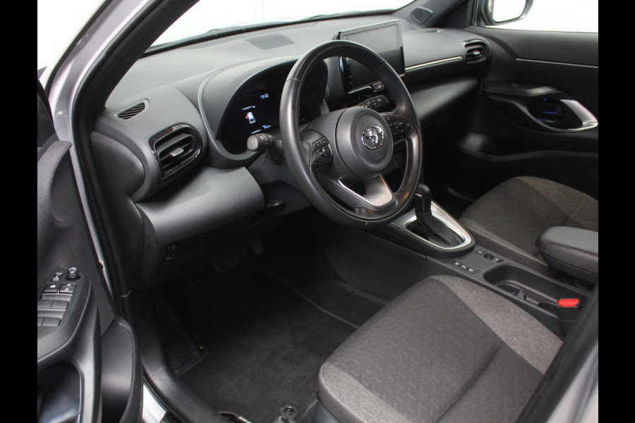 Toyota Yaris Cross 1.5 Hybrid Dynamic CLIMATE | CARPLAY | ADAPCRUISE | DAB | LMV17 | LED | NAVI | CAMERA