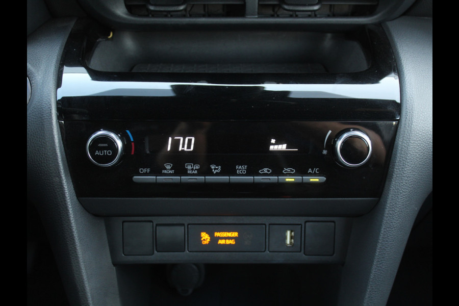Toyota Yaris Cross 1.5 Hybrid Dynamic CLIMATE | CARPLAY | ADAPCRUISE | DAB | LMV17 | LED | NAVI | CAMERA
