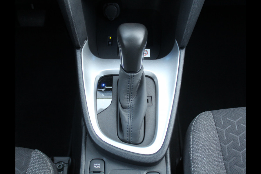 Toyota Yaris Cross 1.5 Hybrid Dynamic CLIMATE | CARPLAY | ADAPCRUISE | DAB | LMV17 | LED | NAVI | CAMERA