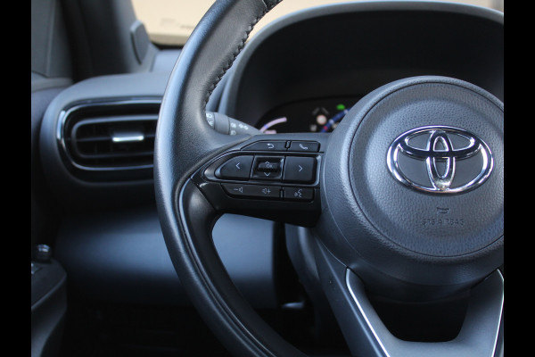 Toyota Yaris Cross 1.5 Hybrid Dynamic CLIMATE | CARPLAY | ADAPCRUISE | DAB | LMV17 | LED | NAVI | CAMERA