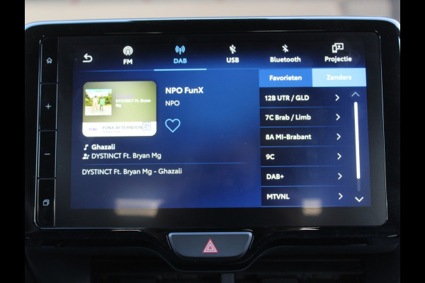 Toyota Yaris Cross 1.5 Hybrid Dynamic CLIMATE | CARPLAY | ADAPCRUISE | DAB | LMV17 | LED | NAVI | CAMERA