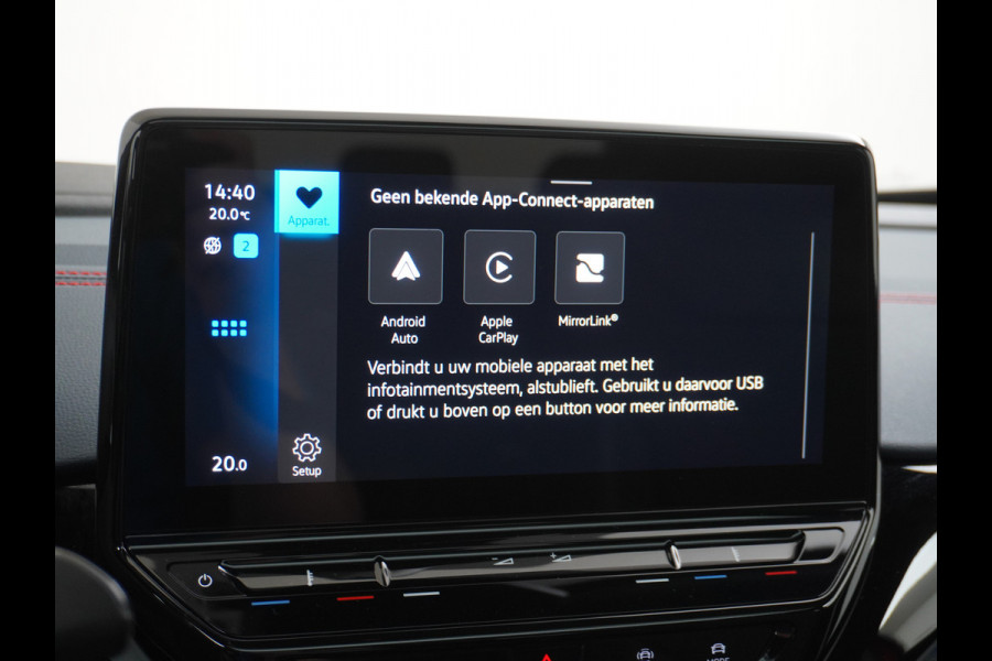 Volkswagen ID.4 GTX 4Motion 300PK (82Kw) 77 kWh PanoDak Warmtepomp 360-Camera 20" Apple Carplay Android Adaptive-Cruise Navi LED-v+a PDC-v+a Two Dual-Ecc App-Connect Mirror-Link Grootste Accu 0-100 6,3 seconden! AWD All Wheel Drive Assistentiepakket Design-pakket plus. Accu garantie tot 15-04-2030/160.000km laden tot 175kw DC of thuis 11kwh AC per uur. Orig.NLse auto € 58.000 nieuw