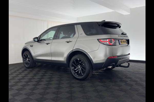 Land Rover Discovery Sport 2.0 TD4 HSE AWD Aut. *PANO | LUXURY-LEATHER | BI-XENON | NAVI-FULLMAP | HEATED-COMFORTSEATS | ECC | PRIVACY-GLASS | CAMERA | SHIFT-PADDLES | KEYLESS | LANE-ASSIST | PDC | CRUISE | TOWBAR | 18'