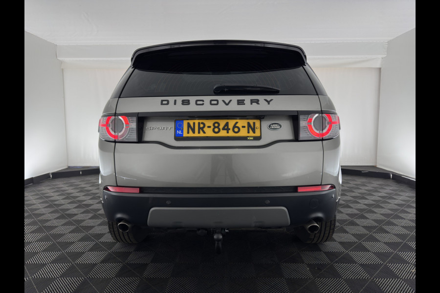 Land Rover Discovery Sport 2.0 TD4 HSE AWD Aut. *PANO | LUXURY-LEATHER | BI-XENON | NAVI-FULLMAP | HEATED-COMFORTSEATS | ECC | PRIVACY-GLASS | CAMERA | SHIFT-PADDLES | KEYLESS | LANE-ASSIST | PDC | CRUISE | TOWBAR | 18'