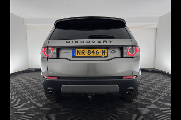 Land Rover Discovery Sport 2.0 TD4 HSE AWD Aut. *PANO | LUXURY-LEATHER | BI-XENON | NAVI-FULLMAP | HEATED-COMFORTSEATS | ECC | PRIVACY-GLASS | CAMERA | SHIFT-PADDLES | KEYLESS | LANE-ASSIST | PDC | CRUISE | TOWBAR | 18'