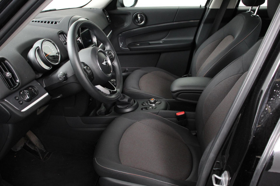 MINI Cooper Countryman 2.0 S ALL4 Hybride Navigatie Parkeersensoren achter Cruise Control Climate Control Full LED