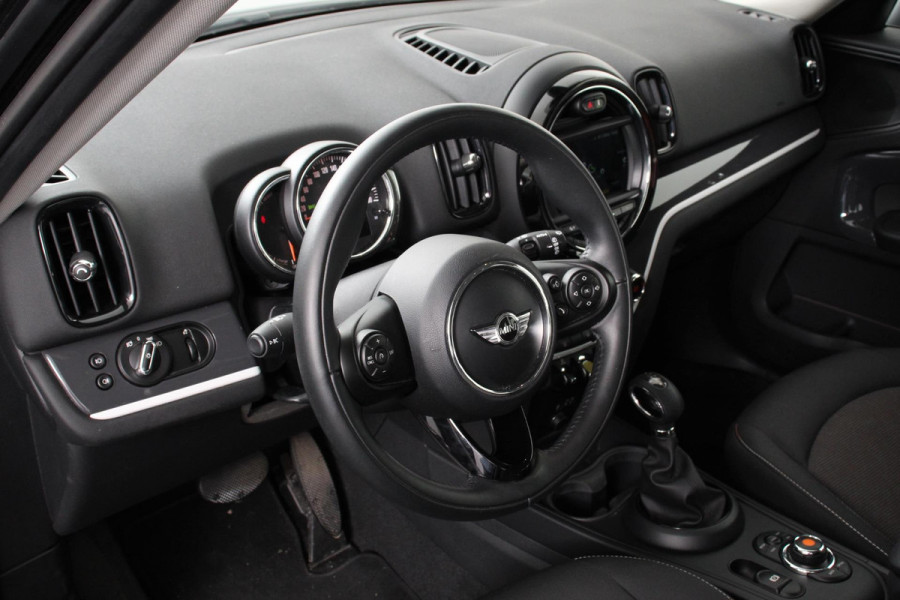 MINI Cooper Countryman 2.0 S ALL4 Hybride Navigatie Parkeersensoren achter Cruise Control Climate Control Full LED