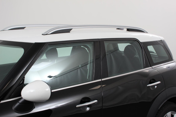 MINI Cooper Countryman 2.0 S ALL4 Hybride Navigatie Parkeersensoren achter Cruise Control Climate Control Full LED