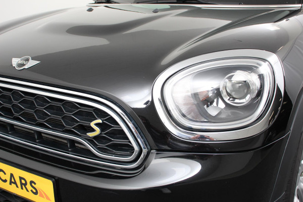 MINI Cooper Countryman 2.0 S ALL4 Hybride Navigatie Parkeersensoren achter Cruise Control Climate Control Full LED