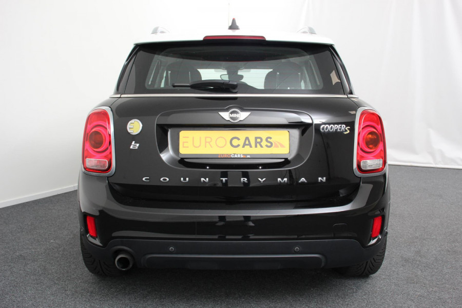 MINI Cooper Countryman 2.0 S ALL4 Hybride Navigatie Parkeersensoren achter Cruise Control Climate Control Full LED
