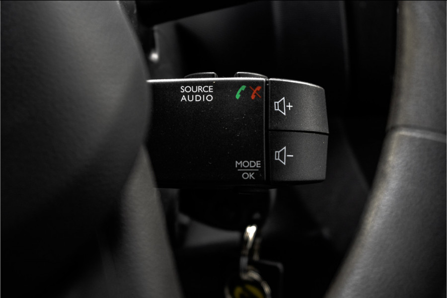 Fiat Talento 1.6 MJ EcoJet L2H1 | Euro 6 | 5-Persoons | Cruise | Airco | Camera | DC | LED Fiat Talento 1.6 MJ EcoJet L2H1 | Euro 6 | 5-Persoons | Cruise | Airco | Camera | DC | LED