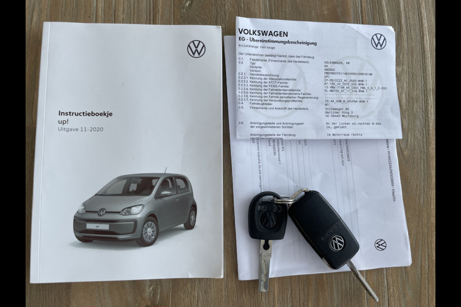 Volkswagen up! 1.0 Airco - Rijstrooksensor - Radio - Bluetooth