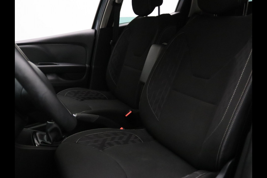 Renault Clio 90pk TCe Limited Airco | Cruise | Parkeersens. achter