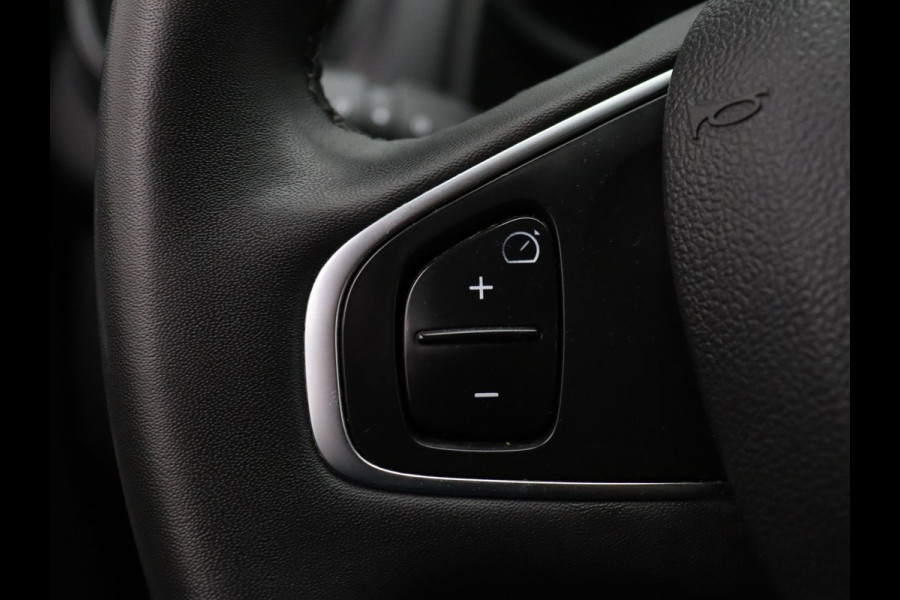 Renault Clio 90pk TCe Limited Airco | Cruise | Parkeersens. achter