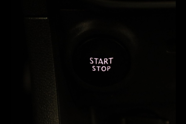 Renault Clio 90pk TCe Limited Airco | Cruise | Parkeersens. achter