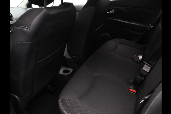 Renault Clio 90pk TCe Limited Airco | Cruise | Parkeersens. achter