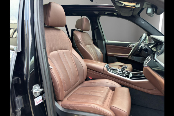 BMW X5 xDrive45e M-Sport B&W Sky Massage Laser