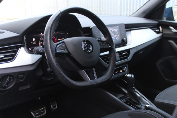 Škoda Kamiq 1.0-115pk TSI Sport Business AUTOMAAT ! Uiterst nette en goed onderhouden Skoda.