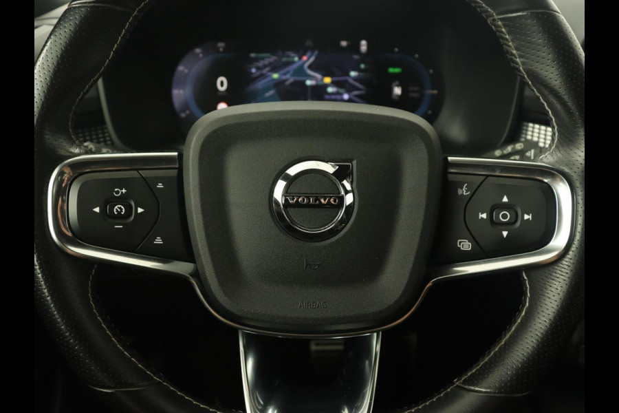 Volvo XC40 Recharge P8 AWD R-Design | Trekhaak | Camera | Carplay | Navigatie | Full LED | Leder/Alcantara | Adaptive cruise | Keyless