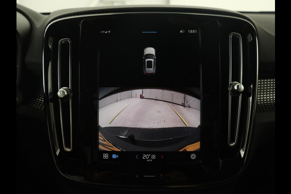 Volvo XC40 Recharge P8 AWD R-Design | Trekhaak | Camera | Carplay | Navigatie | Full LED | Leder/Alcantara | Adaptive cruise | Keyless