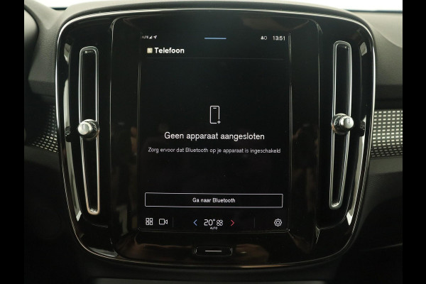 Volvo XC40 Recharge P8 AWD R-Design | Trekhaak | Camera | Carplay | Navigatie | Full LED | Leder/Alcantara | Adaptive cruise | Keyless
