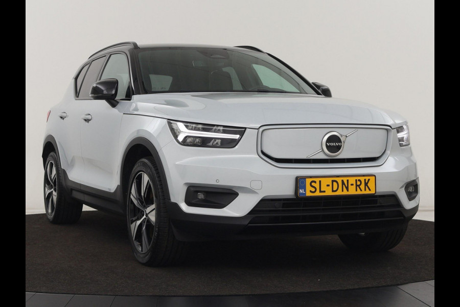 Volvo XC40 Recharge P8 AWD R-Design | Trekhaak | Camera | Carplay | Navigatie | Full LED | Leder/Alcantara | Adaptive cruise | Keyless