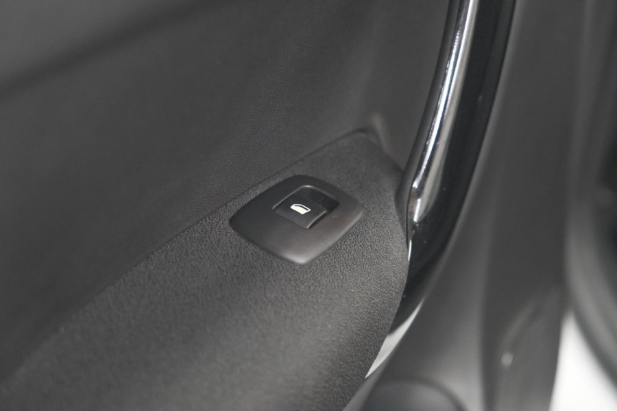 Citroën C3 PureTech 82 Selection | Trekhaak | Apple Carplay | Parkeersensoren | Climate Control