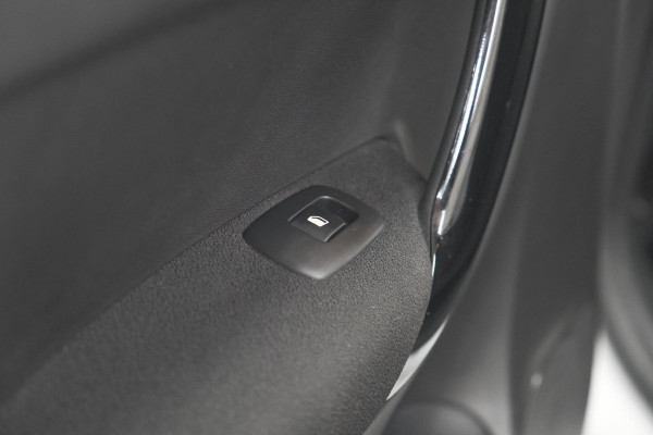 Citroën C3 PureTech 82 Selection | Trekhaak | Apple Carplay | Parkeersensoren | Climate Control