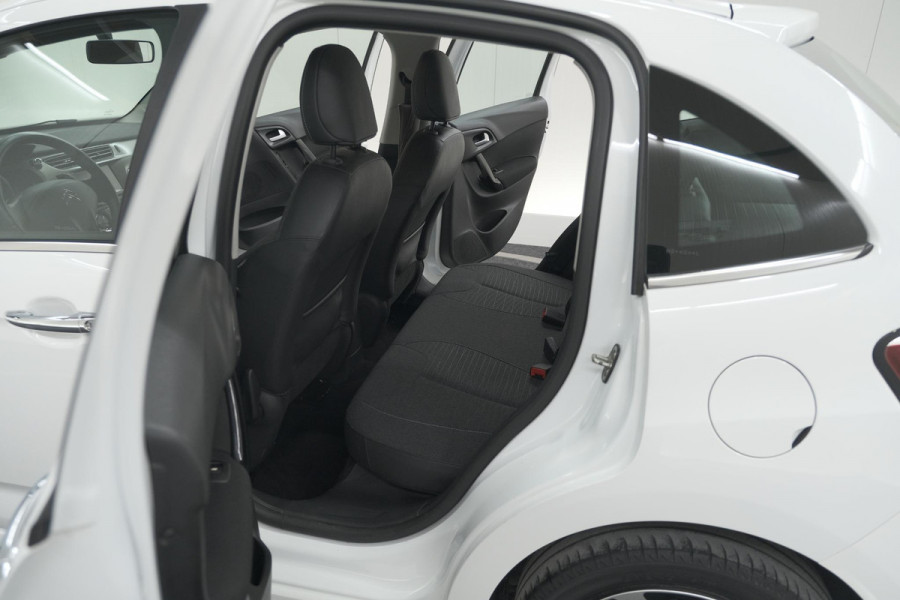 Citroën C3 PureTech 82 Selection | Trekhaak | Apple Carplay | Parkeersensoren | Climate Control