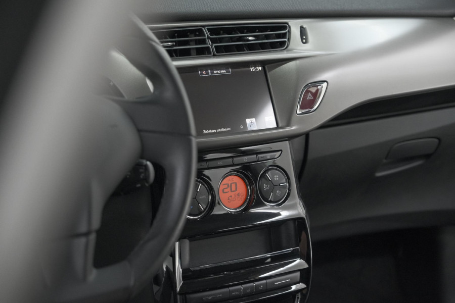 Citroën C3 PureTech 82 Selection | Trekhaak | Apple Carplay | Parkeersensoren | Climate Control