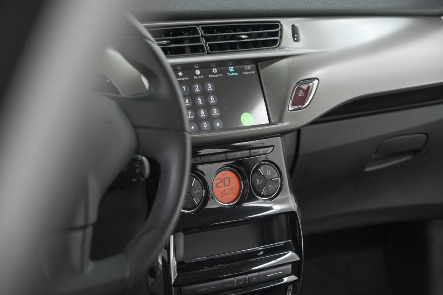Citroën C3 PureTech 82 Selection | Trekhaak | Apple Carplay | Parkeersensoren | Climate Control