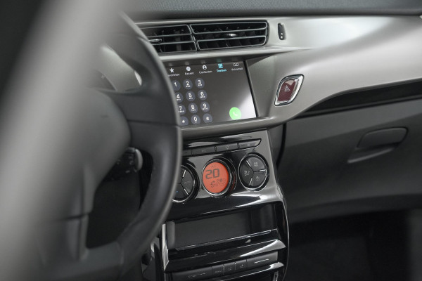 Citroën C3 PureTech 82 Selection | Trekhaak | Apple Carplay | Parkeersensoren | Climate Control