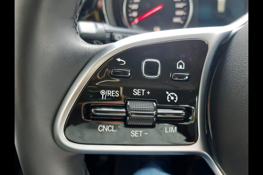 Mercedes-Benz EQT 200 Tour Navigatie , Achteruitrijcamera ECC Airco