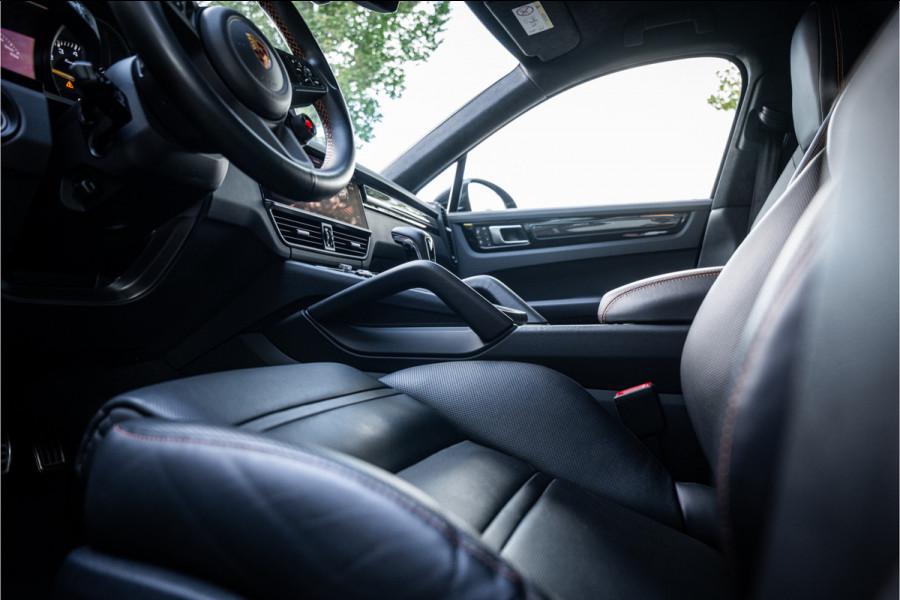 Porsche Cayenne Coupé 4.0 Turbo GT ** Carbon ** Softclose ** InnoDrive ** Ventilatie NP 293K